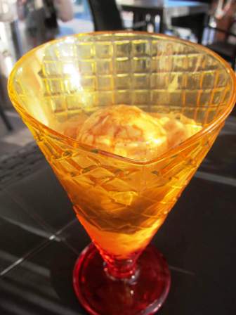 affogato al caff.jpg