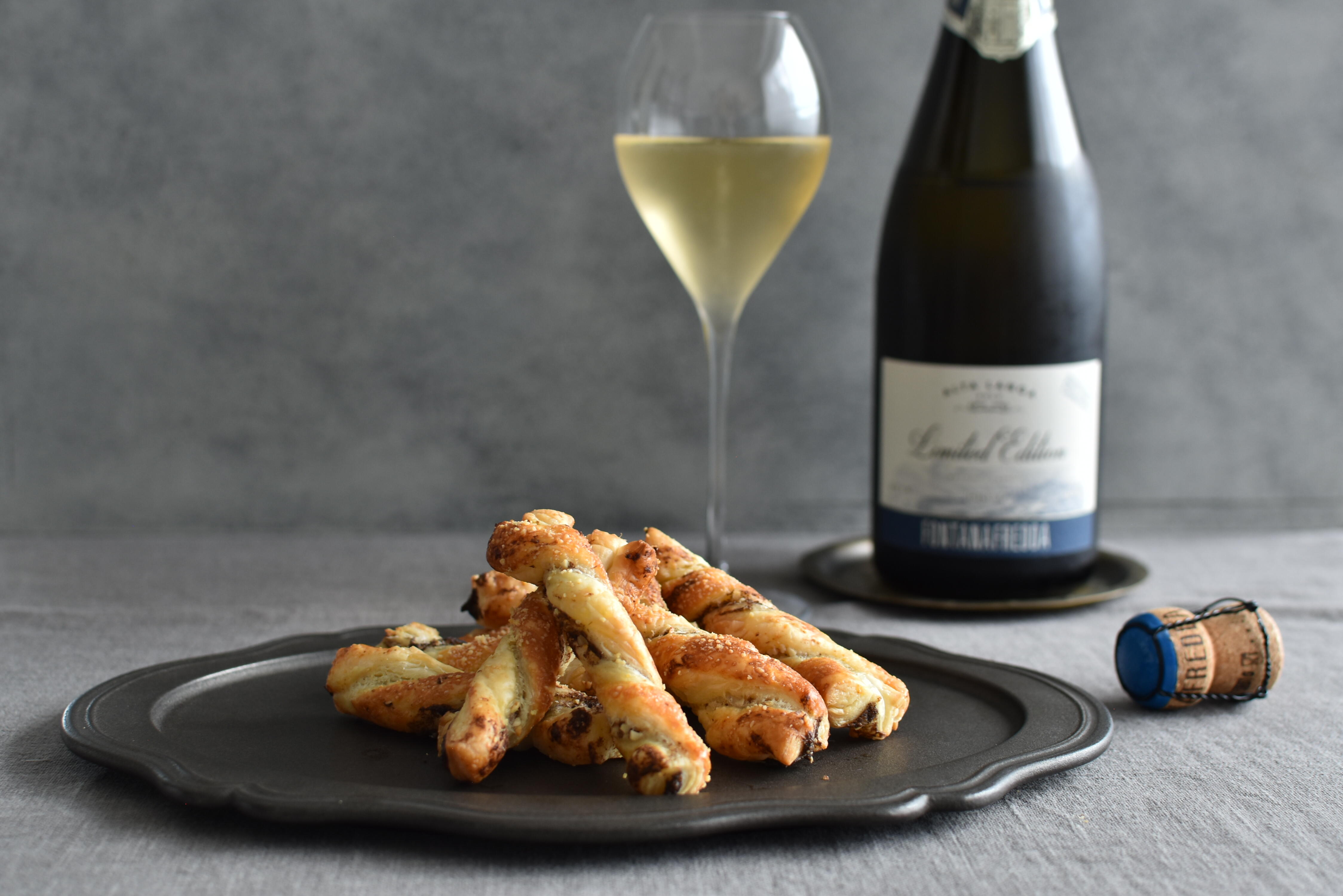 キノコペーストで作るツイストパイの写真