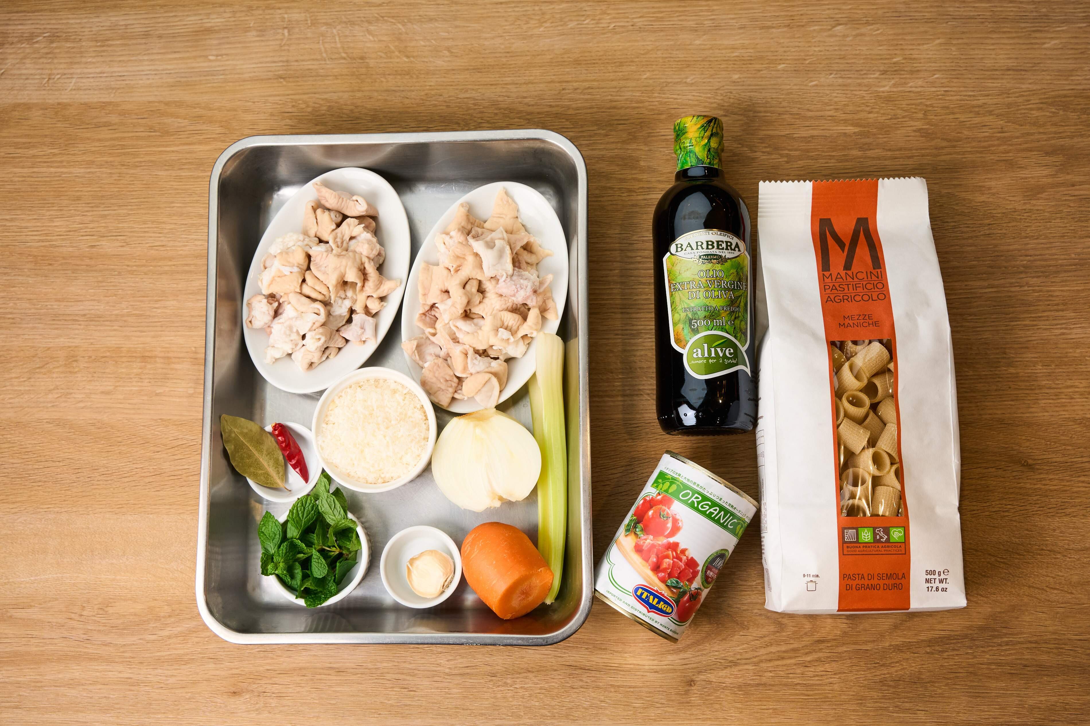 メッツェマニケ・コン・パイヤータ（パイヤータ風のローマ風もつ煮込み）の写真